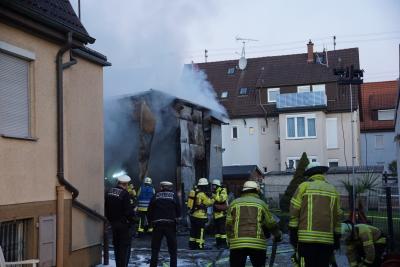 Nuertingen: Brand einer Lagerhalle